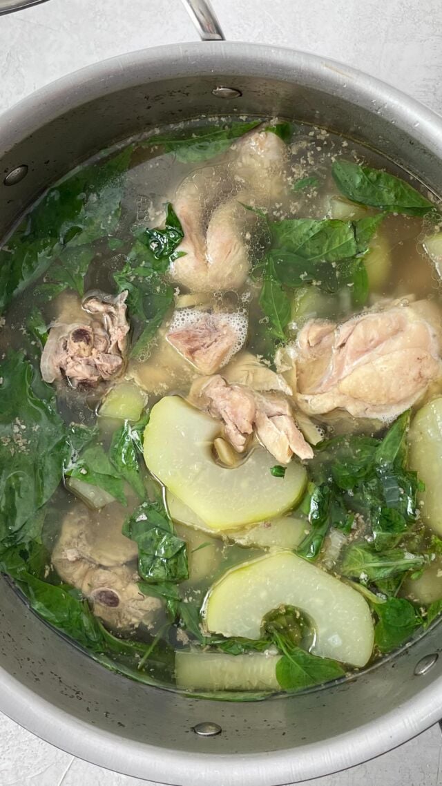 Chicken Tinola (Chicken Ginger Soup) is the ultimate Filipino comfort food! 🌧️🍲 Whip up this super easy and simple one-pot dish that’s perfect for chilly days or when you’re feeling under the weather. 

Comment “Tinola” to receive the recipe link in your DMs or head over to my blog below.
https://cookandsavor.com/chicken-tinola/

#ChickenTinola #FilipinoSoup